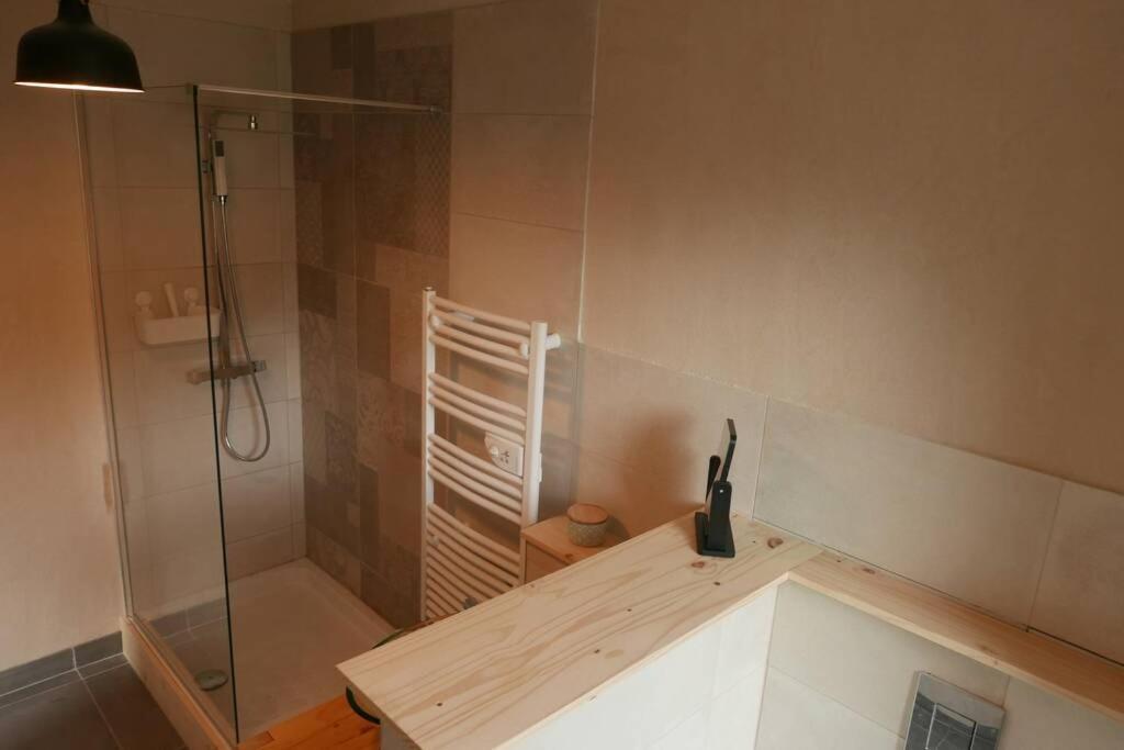 Joli Appartement Confortable Renove Style Cosy Saint-Martin-de-la-Porte Екстериор снимка